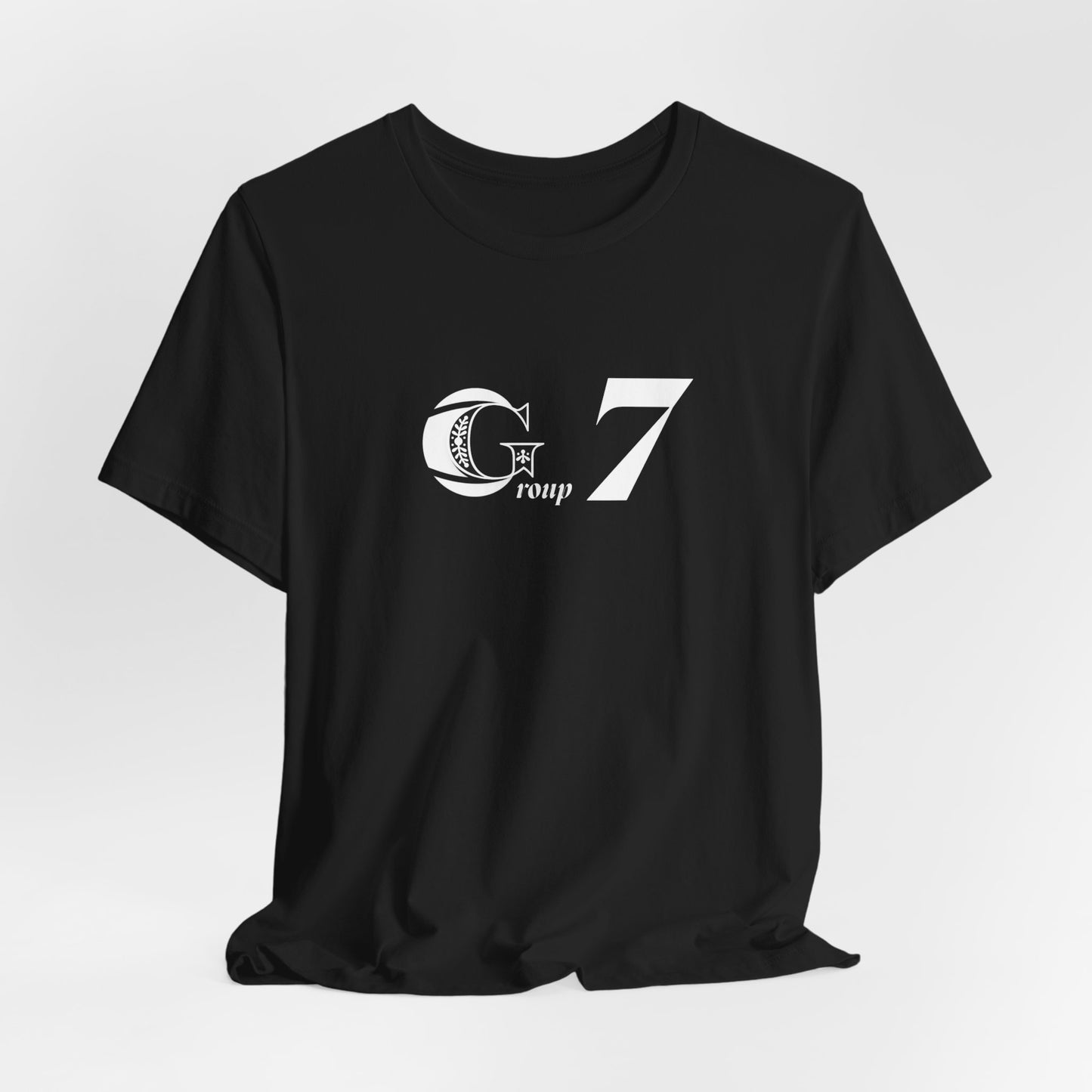 Group 7 Trend Black T-Shirt – Minimalist Streetwear Unisex Tee | Modern Logo Shirt for Fashion Lovers