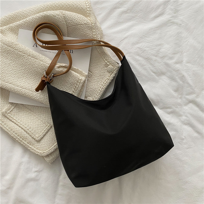 Trendy Shoulder Bag
