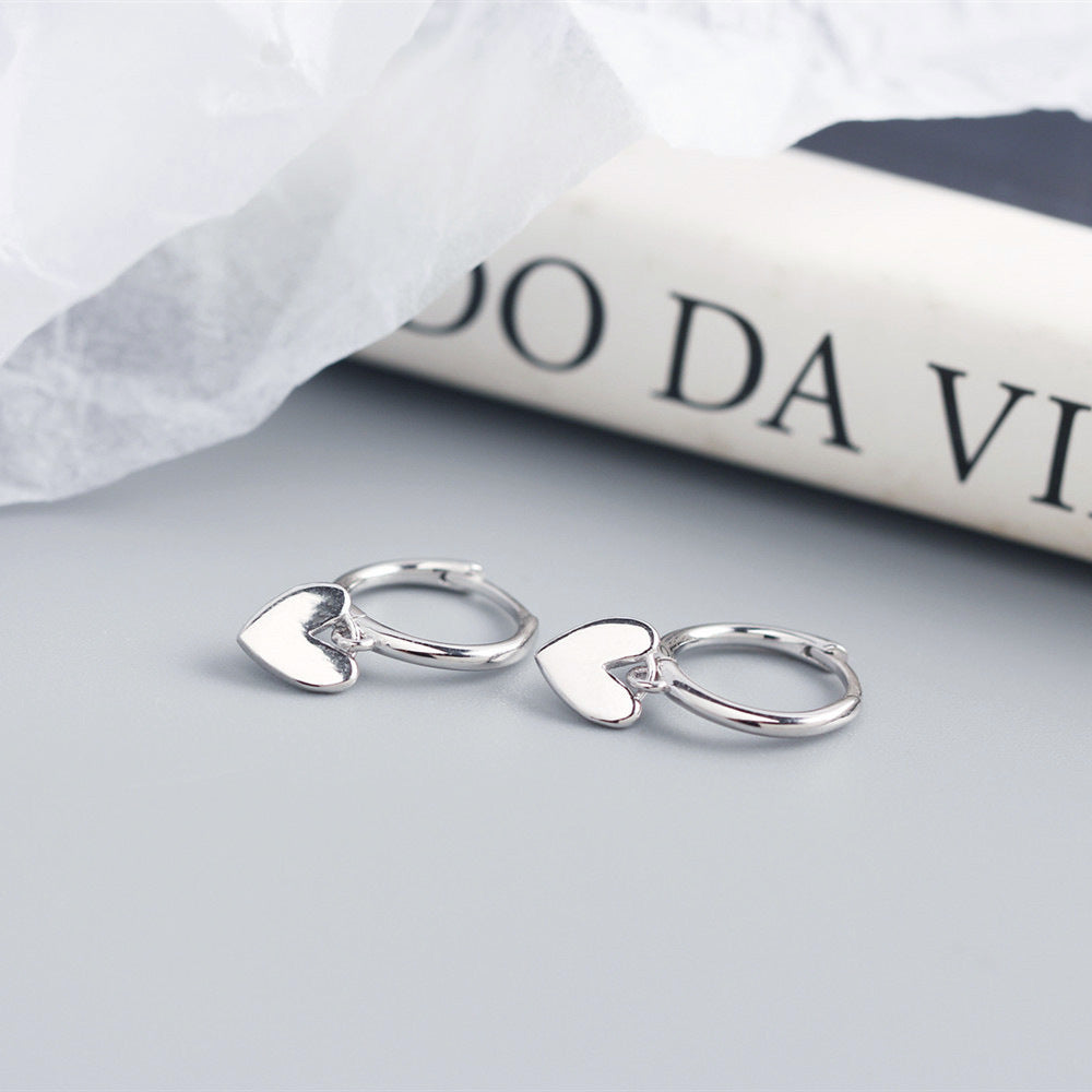 Love Heart Earrings – Elegant Heart-Shaped Jewelry