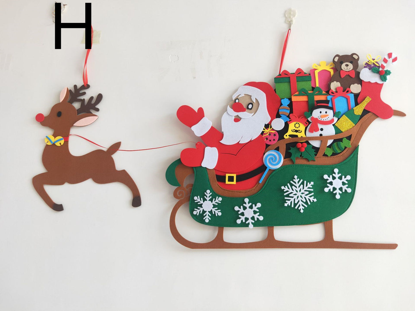 Felt Christmas Tree for Kids | DIY Wall Hanging Tree with Detachable Ornaments | Safe Toddler Christmas Decoration Gift