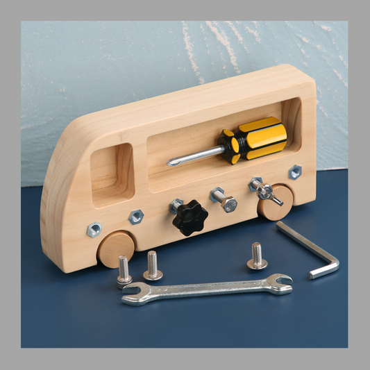 MindTwist Wooden Screw Puzzle