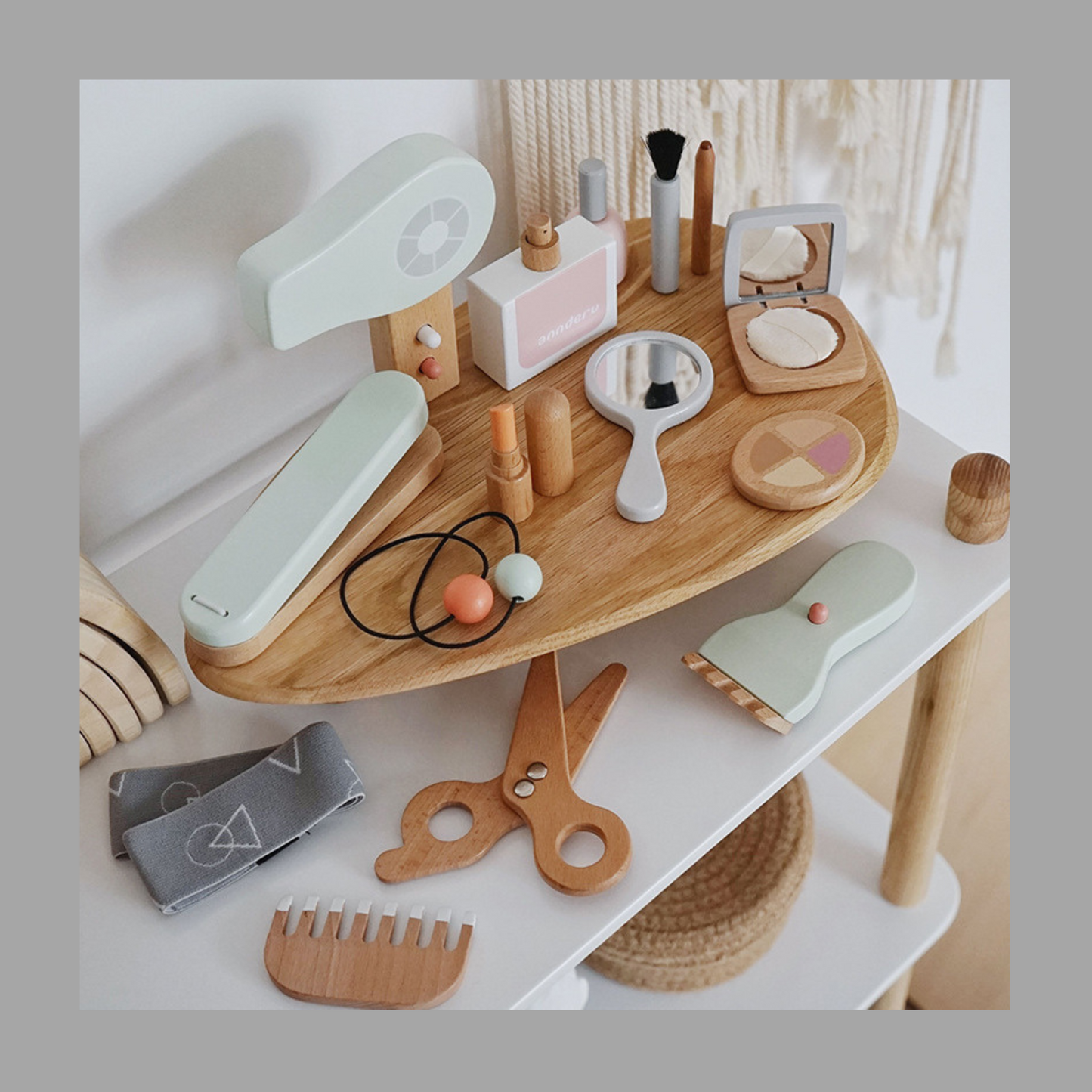 Wooden Hair Salon Playset – Make-up, Haircut & Styling Toy for Kids