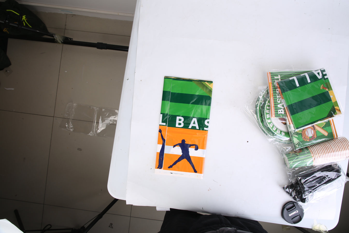 171Pcs Baseball Party Supplies Kit Baseball Birthday Party Disposable Dinnerware Set Baseball Themed Party Tableware Decorations Cups Plates Napkins Spoons Knives Forks Tableclothes