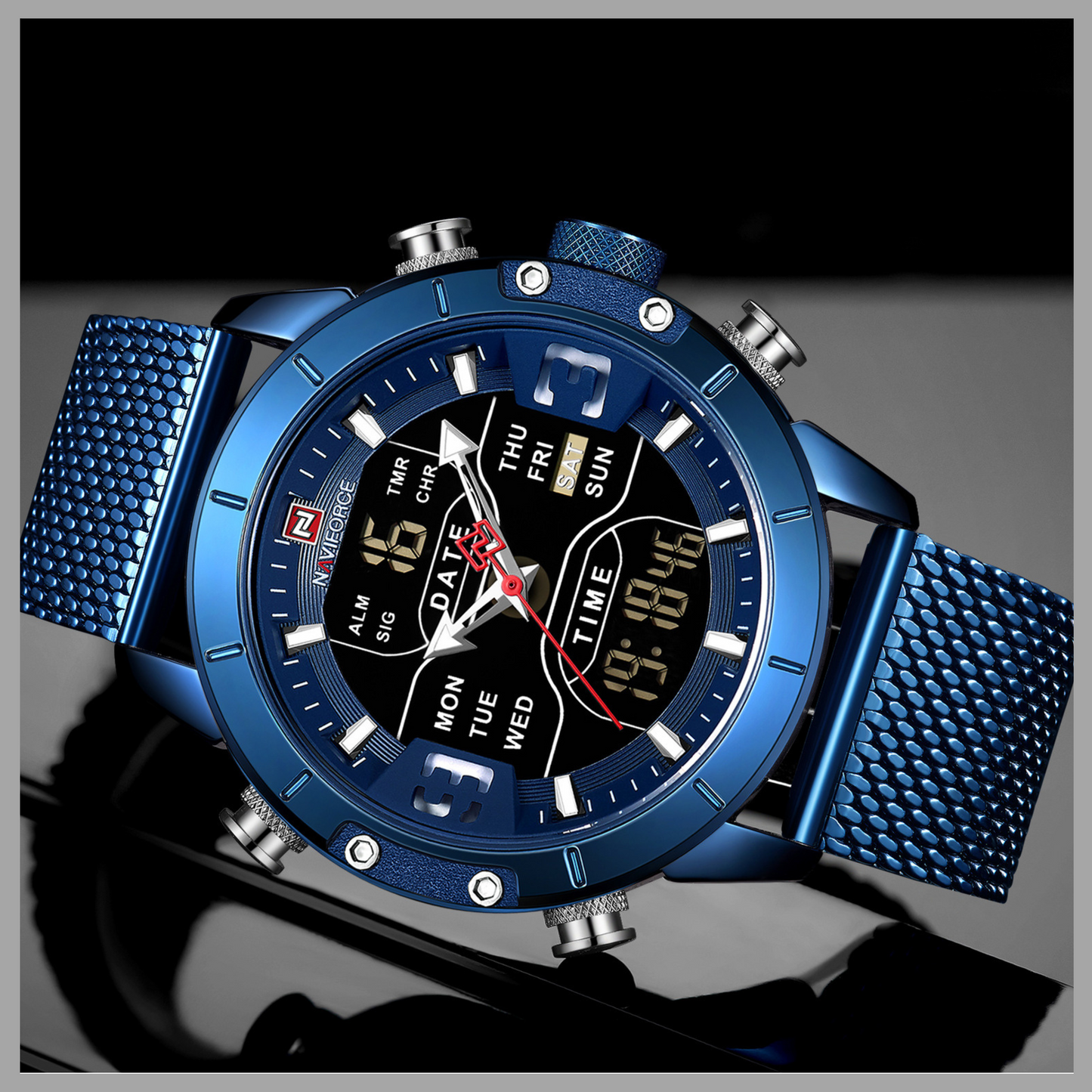 Sporty Men's Quartz Watch with Stainless Steel Strap